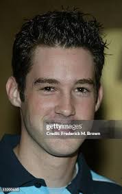 39 Photos & High Res Pictures