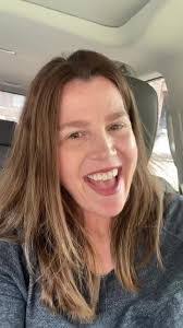 Anne Otwell's Instagram, Twitter & Facebook