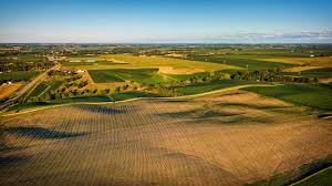 How To Sell Land — Is It Different Than Selling A Home? | Bankrate