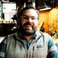 Eric Mistry's Instagram, Twitter & Facebook