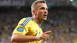 Oekraïne moet in een ander shirt aantreden tegen het nederlands elftal. Oud Spits Sjevtsjenko Assistent Trainer Bij Oekraine Nos