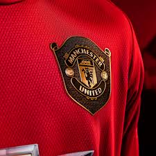 Commemorating A Unique Achievement Manchester United Football Manchester United Manchester United Home Kit