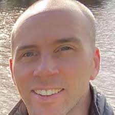 Dad-of-three killed in car crash in Maine after vehicle hits tree