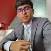 20+ perfiles de «Axel Castro»