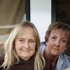 Carolyn Tisdale's Instagram, Twitter & Facebook