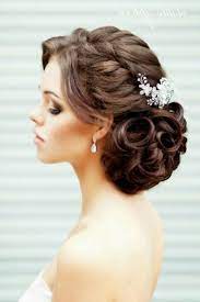 Summer Wedding Hair Styles Wedding Hair Styles 2018 Summer Wedding Hairstyles The Bride Hairstyle Summer Wedding Hairstyles Short Wedding Hair Short Hair Updo