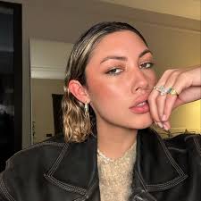 G A B R I E L L E (@gabriellesanchez) • Instagram photos and videos