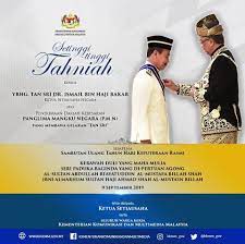 Untuk penerima kaum wanita, darjah kebesaran datin paduka akan diberikan. Setinggi Tinggi Tahniah Jabatan Penerangan Malaysia Facebook