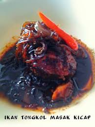 Masukkan ke semua bahan dalam periuk dan rebuskan sehingga ikan tongkol empuk. Tongkol Masak Semur Myresipi