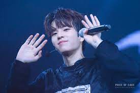 178 cm (5'10″) * weight: Piece Of Cake On Twitter 171219 ìŠ¤íŠ¸ë ˆì´í‚¤ì¦ˆ ìƒë°©ì†¡ íŒŒì´ë„ ê¹€ìŠ¹ë¯¼ ë²Œì¨ë¶€í„° ë˜ ë³´ê³ ì‹¶ê³  ã…  ìŠ¤íŠ¸ë ˆì´í‚¤ì¦ˆ ìŠ¹ë¯¼ ê¹€ìŠ¹ë¯¼ Straykids Seungmin Kimseungmin