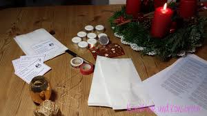 Überall auf der welt wird sie gefeiert, wenn auch viele in den fenstern hängen sterne und andere figuren aus papier. 15 Minuten Weihnachten In Der Tute Karamelle Und Konsorten