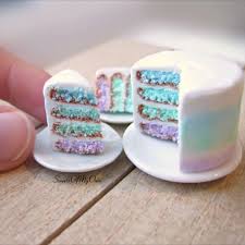 Joanna Tomlinson On Instagram Hi Everyone Here S A Repost Of My Miniature Winter Cake Tutorial Video Miniature Food Polymer Clay Cake Miniture Food
