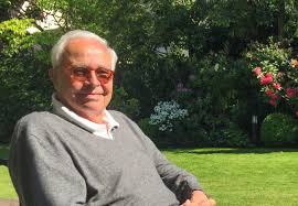 „was alles man darüber lesen. Ehrensenator Rolf E Breuer Erhalt Urkunde Aktuelles Aus Der Goethe Universitat Frankfurt
