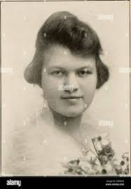 H e r wilson hi-res stock photography and images