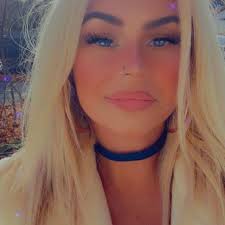 Ashlee Barrett (@ashleeebarrett) • Instagram photos and videos