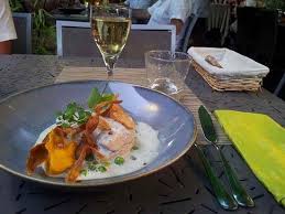 Dos De Poisson Lieu Noir Avec Crousillant De Patate Douce Et Jus A La Vanille Photo De Le Bouquet Garni La Chapelle Sur Erdre Tripadvisor
