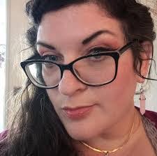 Katie Moran's Instagram, Twitter & Facebook