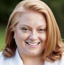 Laura Manganiello's Instagram, Twitter & Facebook