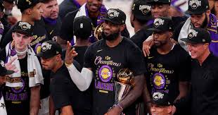 Trending news, game recaps, highlights, player information, rumors, videos and more from fox sports. Los Angeles Lakers Win Nba Finals Lebron James Secures His Fourth Championship Cbs News