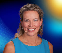 Stephanie Linton's Instagram, Twitter & Facebook