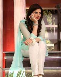 Madiha naqvi has already uploaded more than fourteen hundred photos & videos on her instagram channel. Madiha Naqvi Beautiful Innocent Girls Facebook