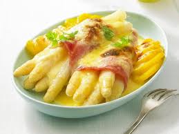 Spargel Uberbacken So Geht S Lecker Rezepte Spargel Zubereiten Spargel Im Backofen Garen