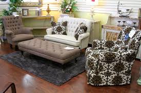 Aico Michael Amini Loveseat Accent Chairs Colleen S Classic Consignment Las Vegas Nv Www Cccfurnish Cozy Living Rooms Michael Amini Furniture Furniture