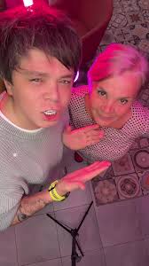 Элвин Грей и Александр Ревва: Женщина-Магнит