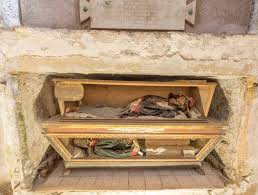 Alfredo salafia per mummificare il corpicino della figlia e preservarlo nel tempo. Die Katakomben Von Palermo Besuchen Infos Fotos Der Kapuzinergruft