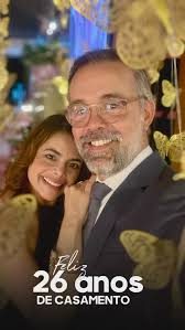 Super dump desse nosso último ano! Hoje comemoramos 26 anos de casados!  Quão feliz em tê-la ao meu lado todo esse tempo! O Senhor é bom e grande é  a sua fidelidade sobre nós! Amém! #casamento ...
