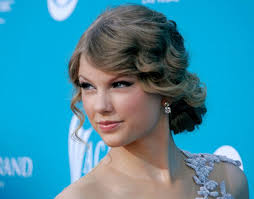 Kanye West: Taylor imam pesem zate!