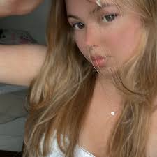 isabel macdonald-palmer (@isabelmp03) • Threads, Say more