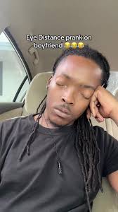 Eye Distance Prank: Boyfriend's Hilarious Reaction! 😂