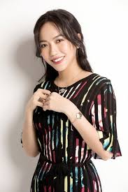 Nữ diễn viên diệu nhi đã bày tỏ quan điểm khi biết tiến linh thích mẫu con gái hài hước như mình. Diá»u Nhi Tiáº¿t Lá» Ká» Niá»m Kho Quen Ngay Táº¿t Báº­t Mi Vá» Ä'am CÆ°á»i Trong NÄm 2019 Vietnamnet
