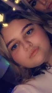 Bernadette Kenyon's Instagram, Twitter & Facebook