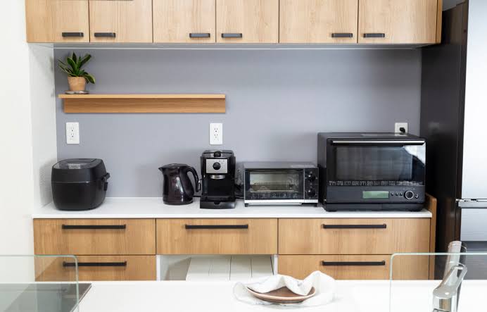 Kitchen tech deals and everyday appliance clearance, AI generated
