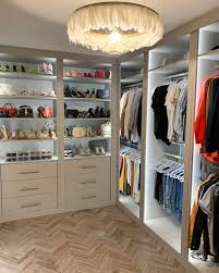 Steal these organization ideas to create a design and layout that works for your closet. Show Stopping Celebrity Walk In Wardrobes Victoria Beckham Catherine Zeta Jones More Photos Hello