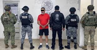 Cae presunto operador de 'Los Petrofactureros' tras cateos en Nuevo León