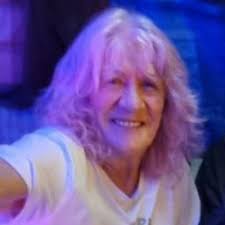 Skye Summers (@SkyeSummer69028)