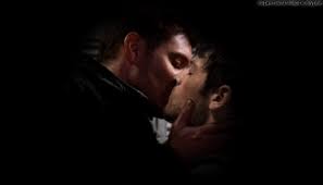 Sam and cat kiss gif. Destiel Kiss Gif By Supernaturalapocalypse Now Winterwinchesterland Fandomnatural