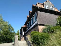 18, 75433 maulbronn, vācija, netālu no šīs vietas ir: Salzach Gymnasium Maulbronn