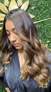 Morena iluminada ✨✨✨, ., ., #balayage #morenailuminada #beautifulgirls  #babylights #nbprofessional #tuyyo❤