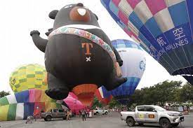 Anda juga boleh membuat anak patung kertas untuk menunggang belon udara panas anda. Belon Udara Panas Di Putrajaya Kembali Lagi Jom Bawa Keluarga Layan Hujung Minggu Ini Destinasi Mstar