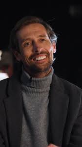 We're kicking off the launch of our new ad with an interview from none  other than Peter Crouch! ⚽️ Watch to find out what his pre-match routine  was & why he needs a custom bath 🛁👀