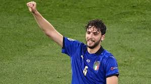But russian football manager stanislav cherchesov was not moved by the former manchester united forward's actions. W2sqb7zltc27rm