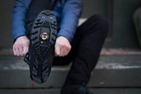 The 'cleat box' is the cut away area that sits above the level of the tread and gives you the ability to walk unhindered on most terrain. Einkaufsfuhrer Mountainbike Schuhe Welche Schuhe Passen Zu Dir Mantel