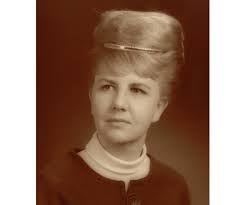 Carmen Winn's Instagram, Twitter & Facebook