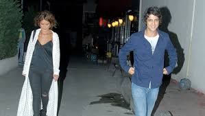 Born on 9th august, 1986 in istanbul, turkey, he is. Yeni Sevgiliyle Olay Gazetesi Bursa