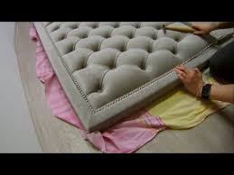 Izgolove S Karetnoj Styazhkoj V Myagkoj Rame Headboard In A Soft Frame Diamond Tufted Pattern Youtube Dizajny Krovati Izgolove Dizajny Nebolshih Spalen