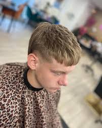 Ian Capper's Instagram, Twitter & Facebook